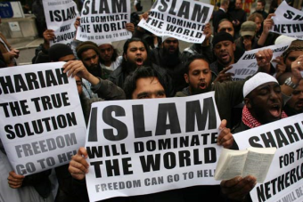 Fundamentalist Jihadists Demonstrate in London